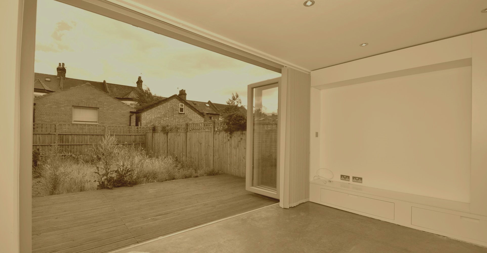 Slider, Glaziers in Greenford, UB6